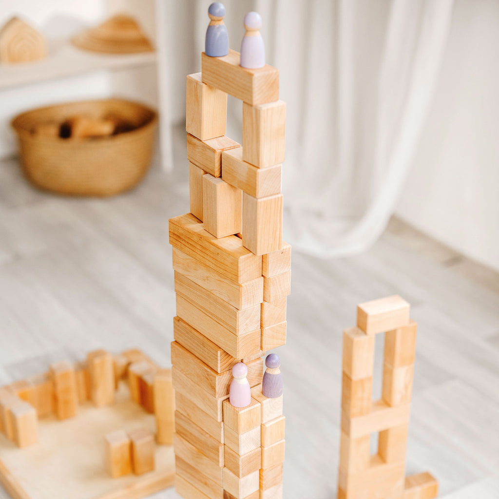 Large Stepped Pyramid (Natural) – 大樹孩子生活館 Tree Children's Lodge